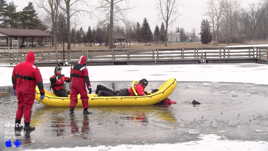 US Coast Guard and Port Huron Township Fire Combine to Practice Cold Water Rescue