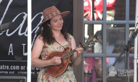 Live Acoustic Music Fills Streets of Lexington with Thumbfest