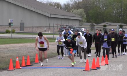 Runners Dash through East China Park